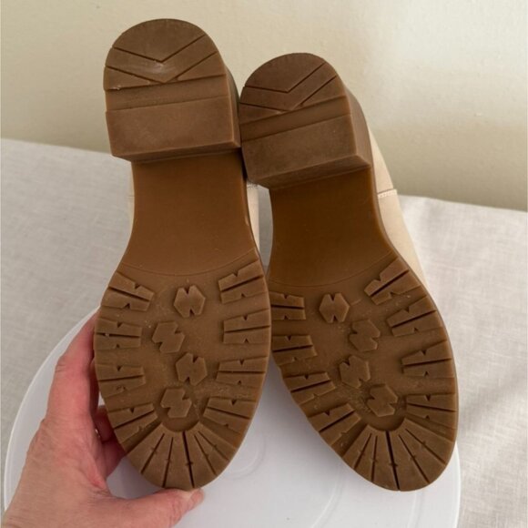 JustFab Maeve Water-Resistant Beige Ankle Boots Size 8.5 Chunky Heel Elastic - Picture 7 of 12